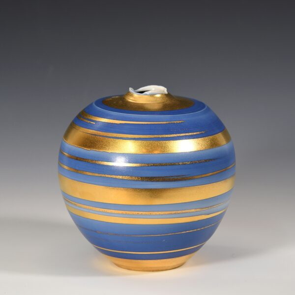 Handcrafted Porcelain Vase – Cobalt Blue, White & 24K Gold