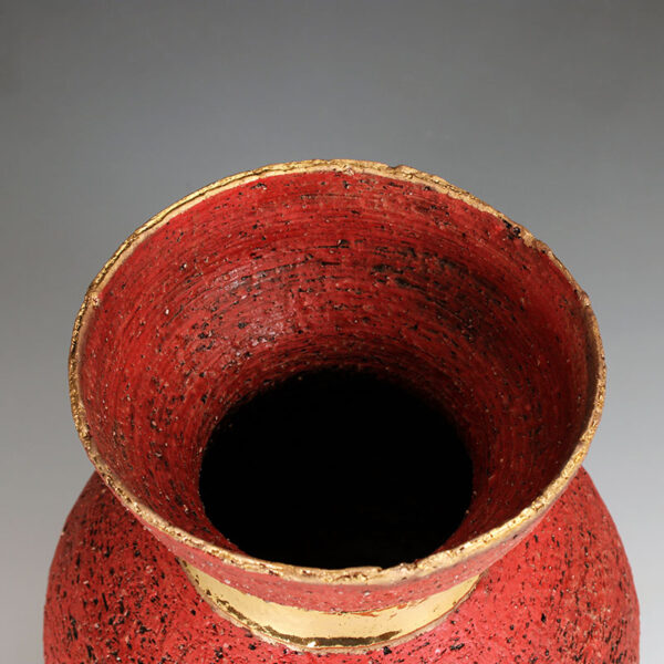 Handmade Rough Stoneware Vase – Vibrant Red with 24 Karat Gold Accent - Image 4